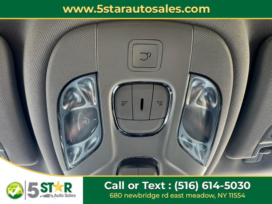 2022 Jeep Compass Latitude 4x4 photo