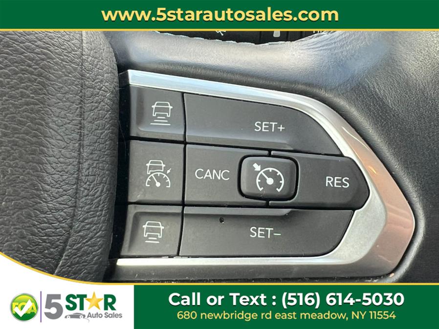 2022 Jeep Compass Latitude 4x4 photo