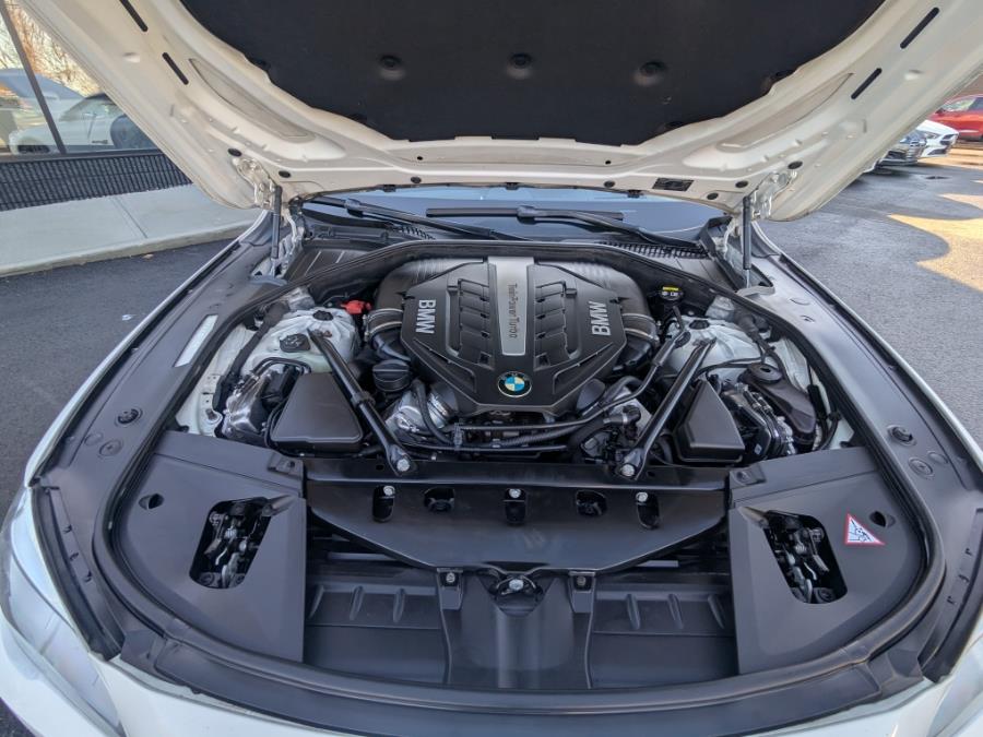 2015 BMW 7-Series 4dr Sdn 750i xDrive AWD photo