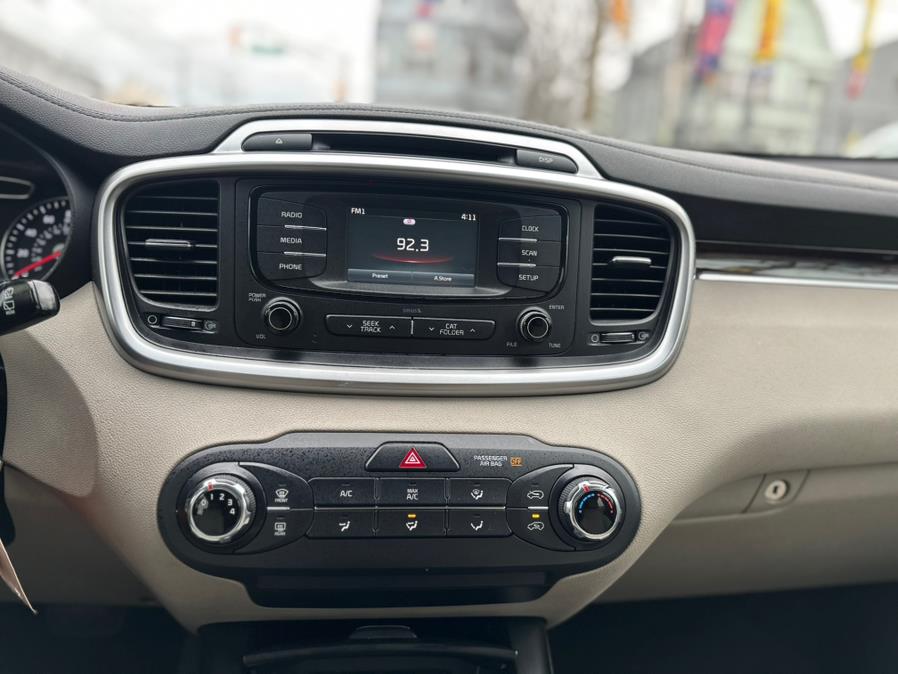 2016 Kia Sorento FWD 4dr 2.4L LX photo