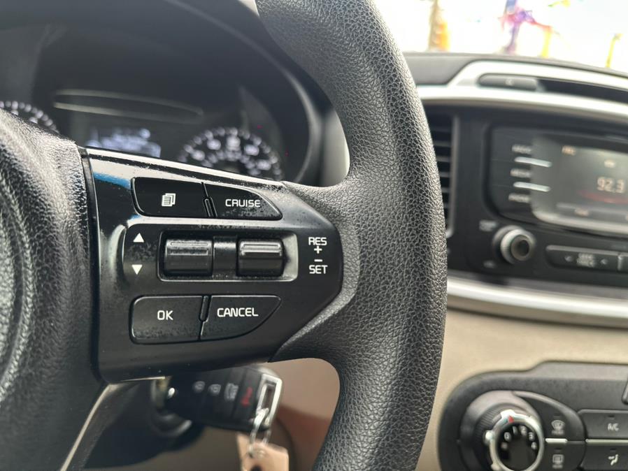 2016 Kia Sorento FWD 4dr 2.4L LX photo
