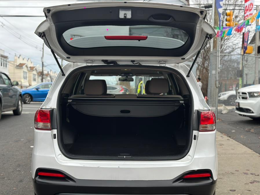 2016 Kia Sorento FWD 4dr 2.4L LX photo