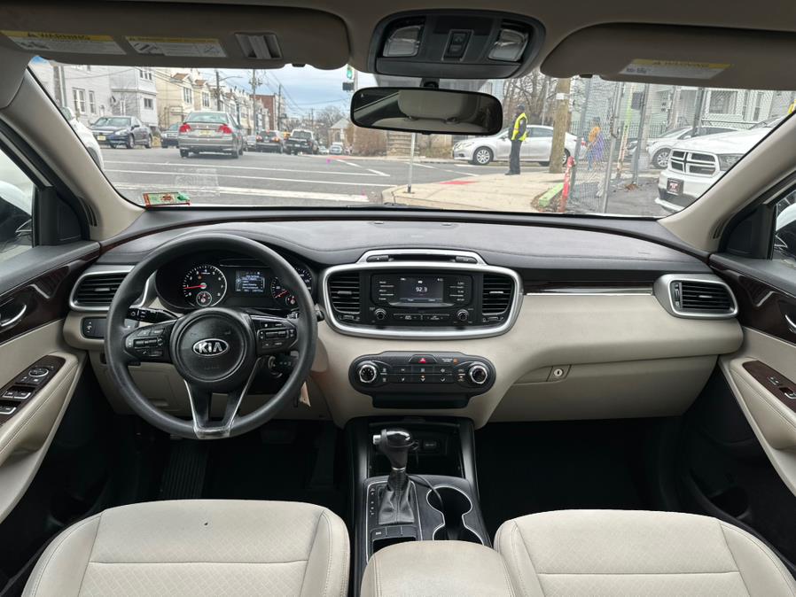 2016 Kia Sorento FWD 4dr 2.4L LX photo