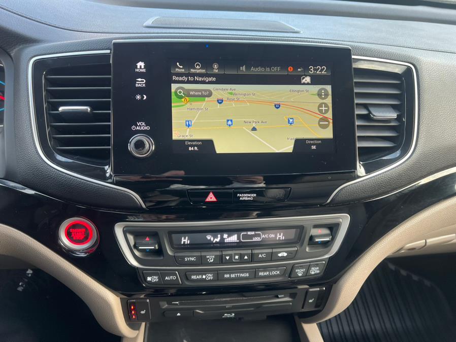 2019 Honda Pilot Touring 7-Passenger AWD photo