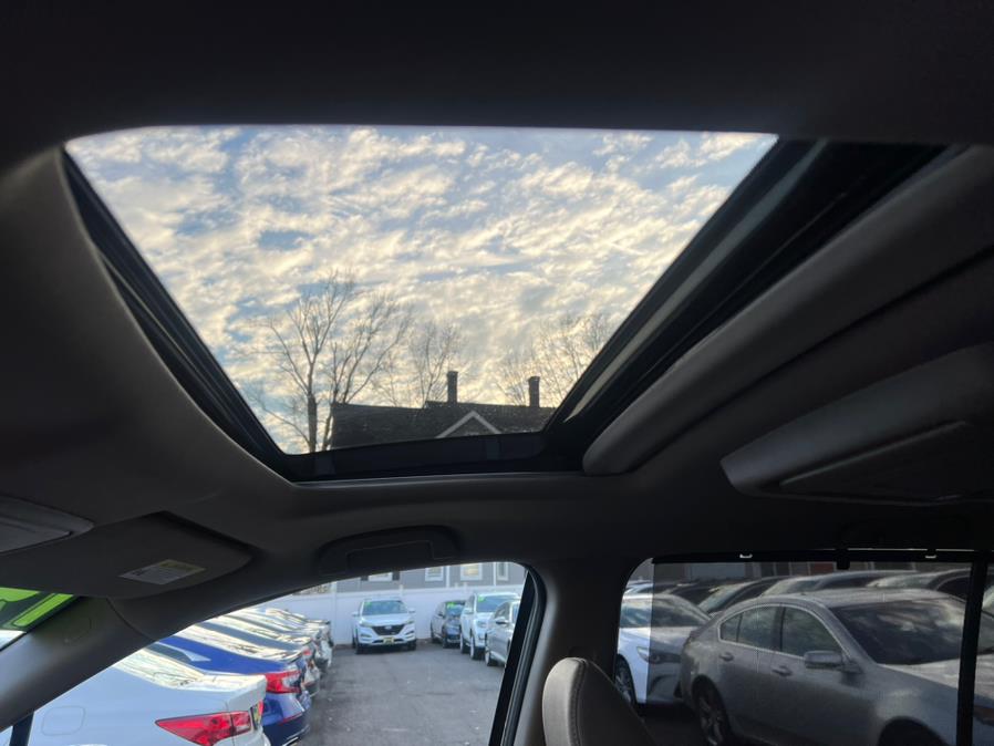 2019 Honda Pilot Touring 7-Passenger AWD photo