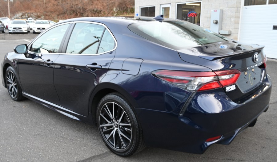 2022 Toyota Camry SE Auto photo