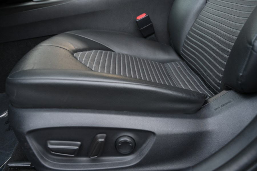 2022 Toyota Camry SE Auto photo
