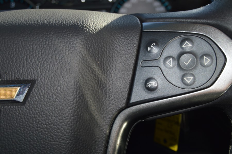 2018 Chevrolet Suburban 2WD 4dr 1500 LT photo