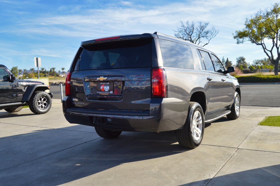 2018 Chevrolet Suburban 2WD 4dr 1500 LT photo