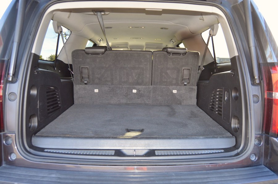 2018 Chevrolet Suburban 2WD 4dr 1500 LT photo