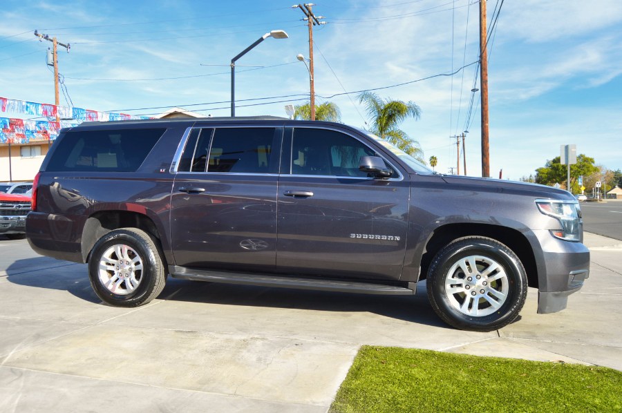 2018 Chevrolet Suburban 2WD 4dr 1500 LT photo