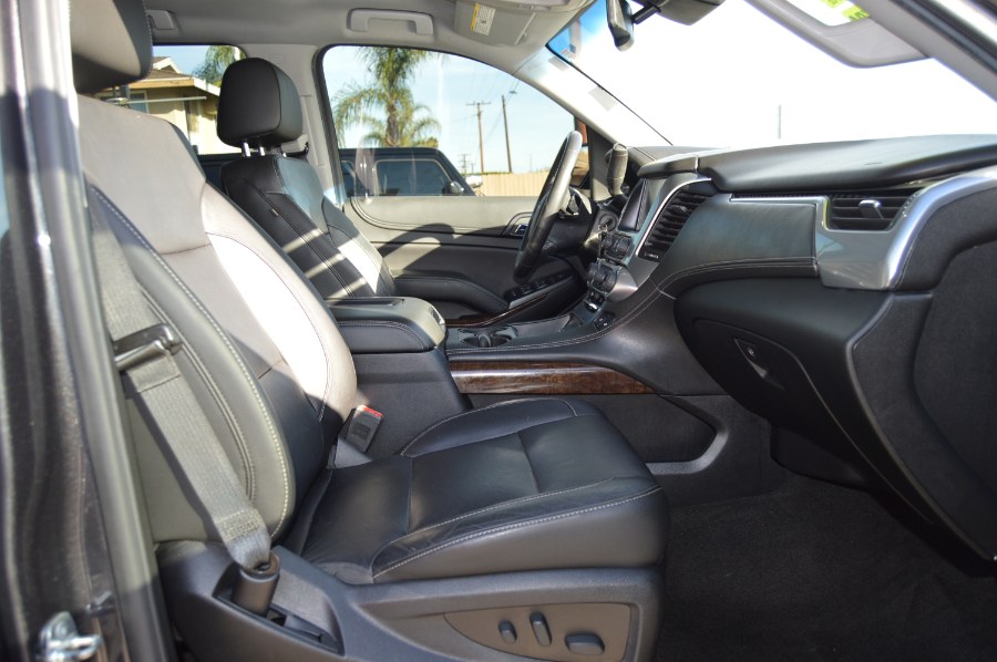 2018 Chevrolet Suburban 2WD 4dr 1500 LT photo
