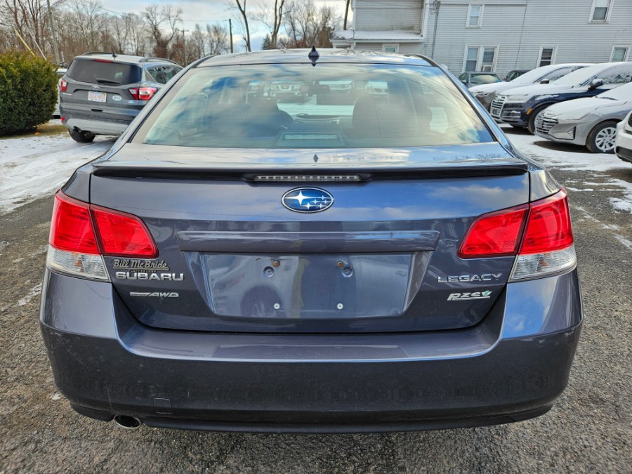 2014 Subaru Legacy 2.5i Premium photo