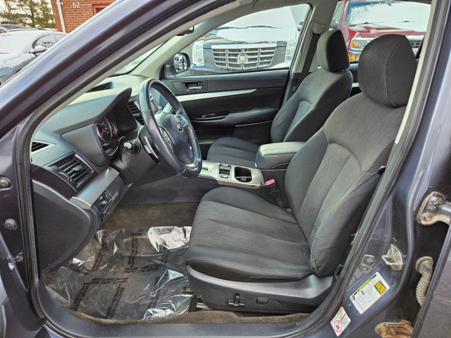 2014 Subaru Legacy 2.5i Premium photo