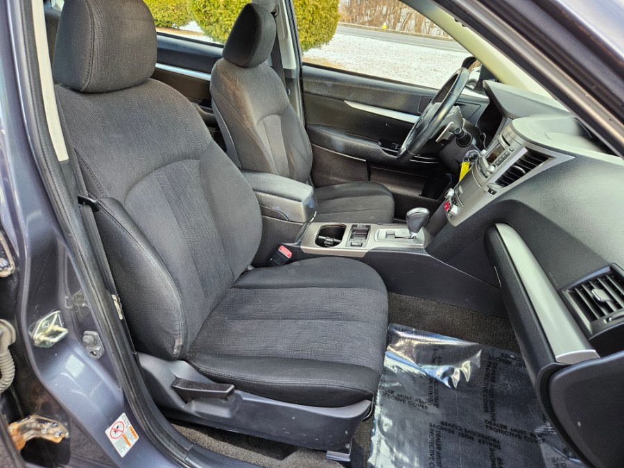 2014 Subaru Legacy 2.5i Premium photo