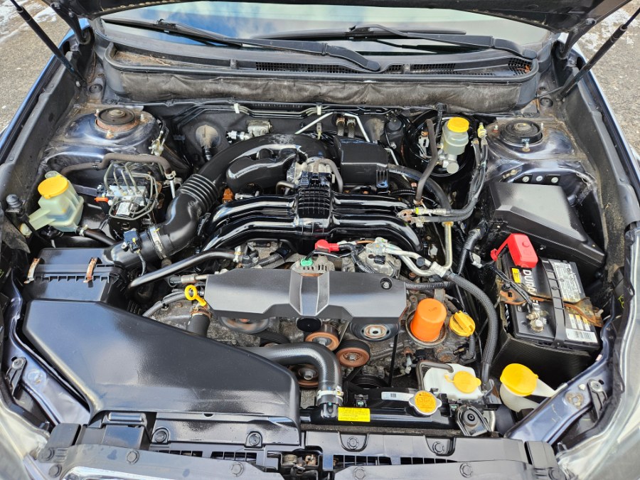 2014 Subaru Legacy 2.5i Premium photo