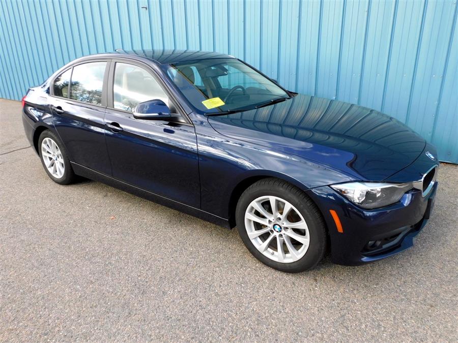 2017 BMW 3-Series 320i xDrive Sedan photo