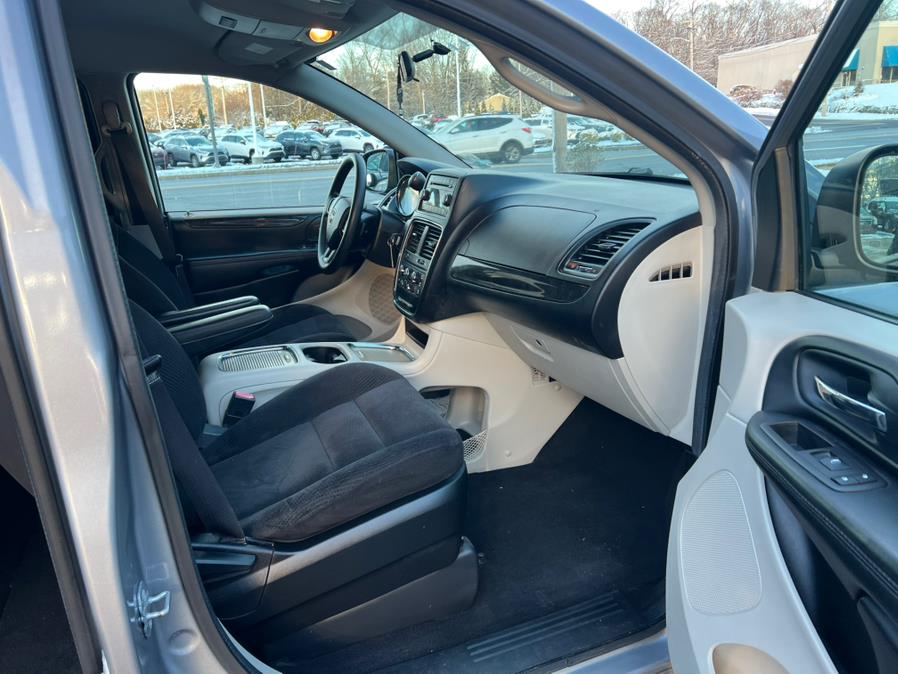 2014 Dodge Grand Caravan SXT photo