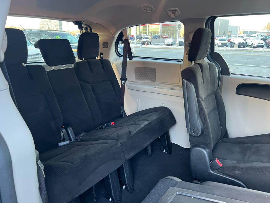 2014 Dodge Grand Caravan SXT photo