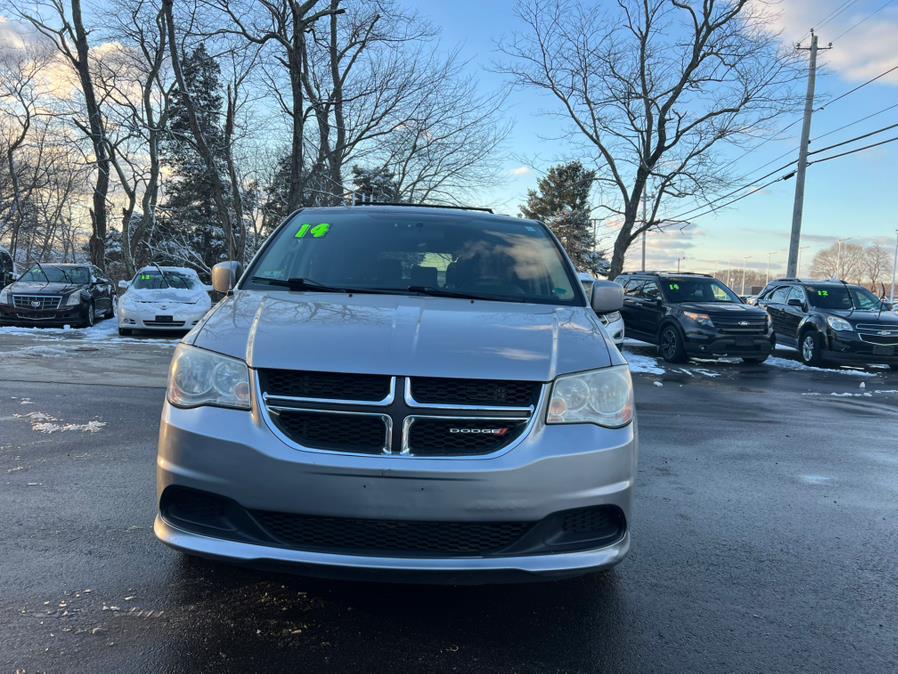2014 Dodge Grand Caravan SXT photo