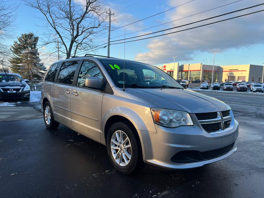 2014 Dodge Grand Caravan SXT photo