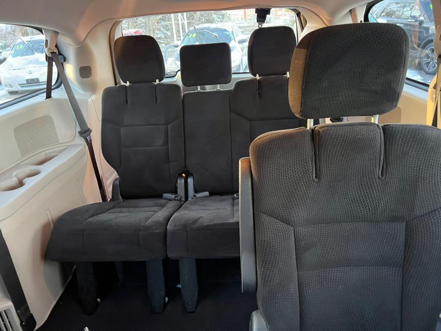 2014 Dodge Grand Caravan SXT photo