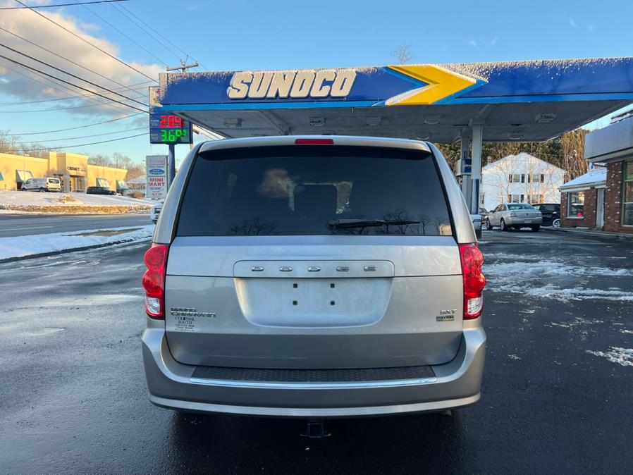 2014 Dodge Grand Caravan SXT photo