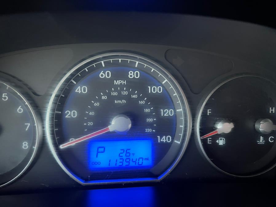 2010 Hyundai Santa Fe GLS photo