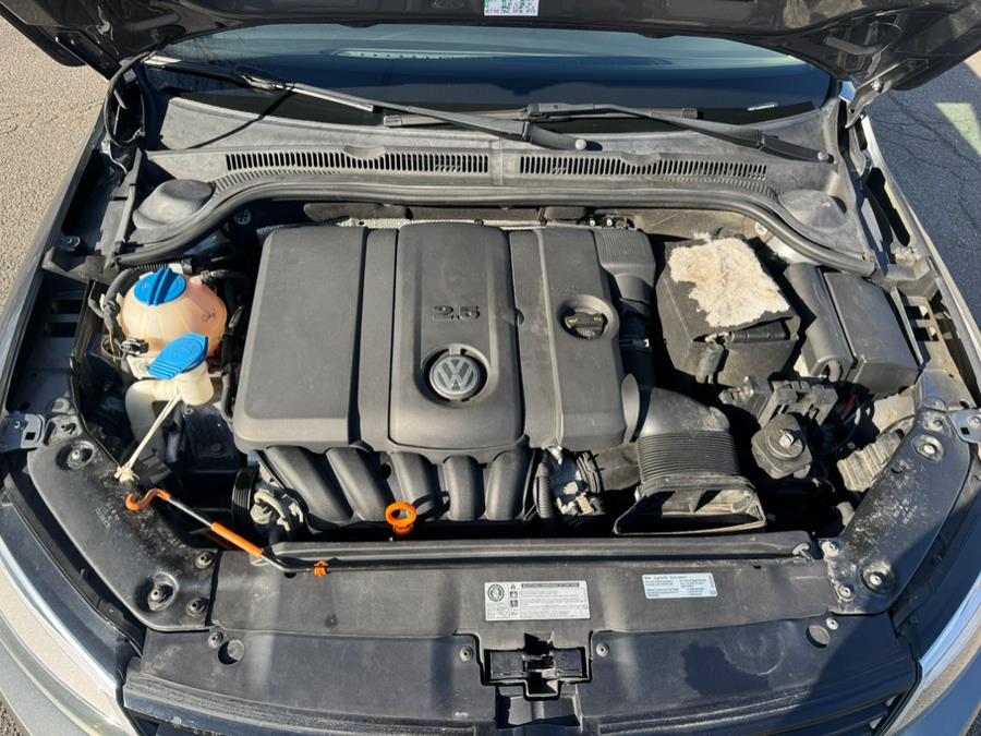 2012 Volkswagen Jetta SE PZEV photo
