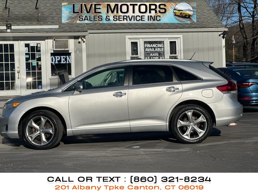 2013 Toyota Venza LE photo