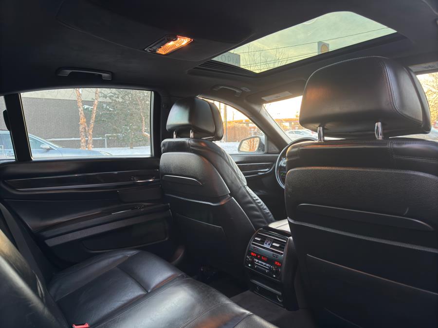 2015 BMW 7-Series 4dr Sdn 750i xDrive AWD photo