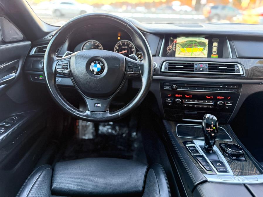 2015 BMW 7-Series 4dr Sdn 750i xDrive AWD photo
