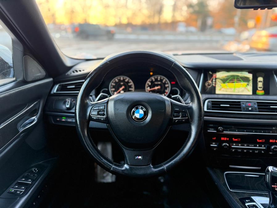 2015 BMW 7-Series 4dr Sdn 750i xDrive AWD photo