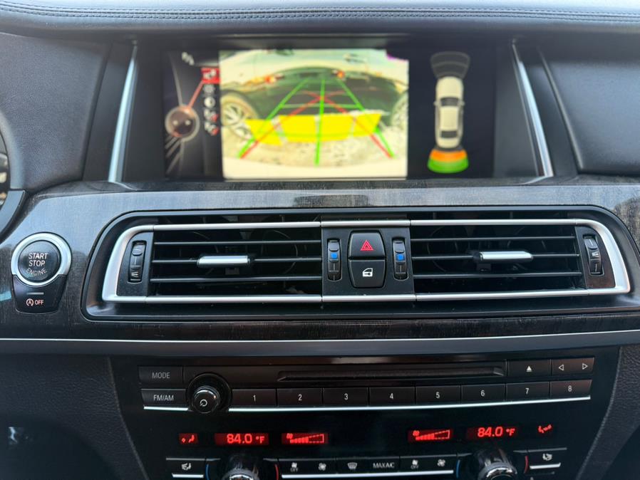 2015 BMW 7-Series 4dr Sdn 750i xDrive AWD photo