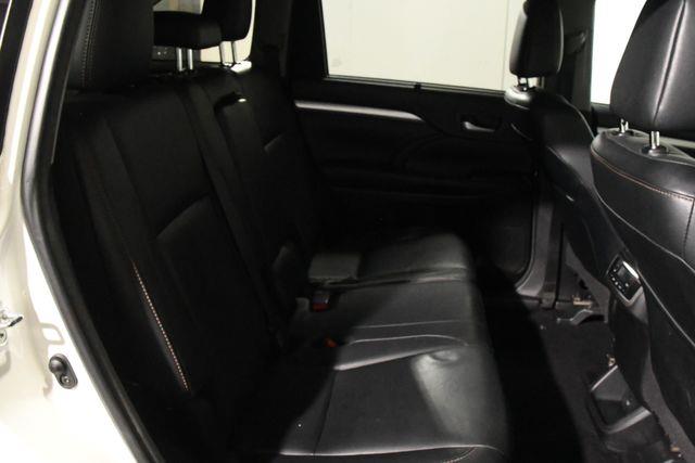 2018 Toyota Highlander Hybrid XLE photo