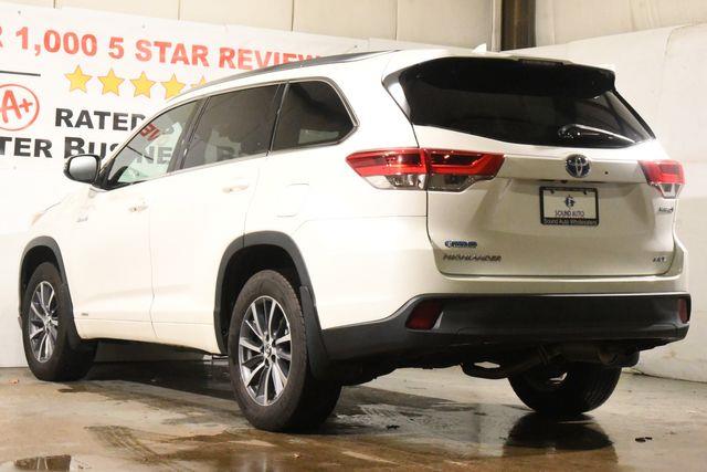 2018 Toyota Highlander Hybrid XLE photo