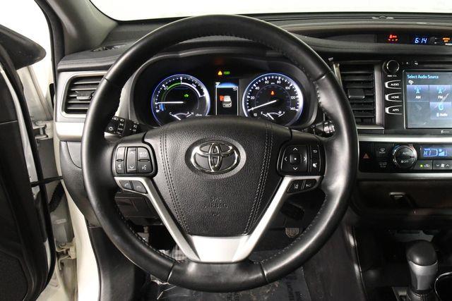 2018 Toyota Highlander Hybrid XLE photo
