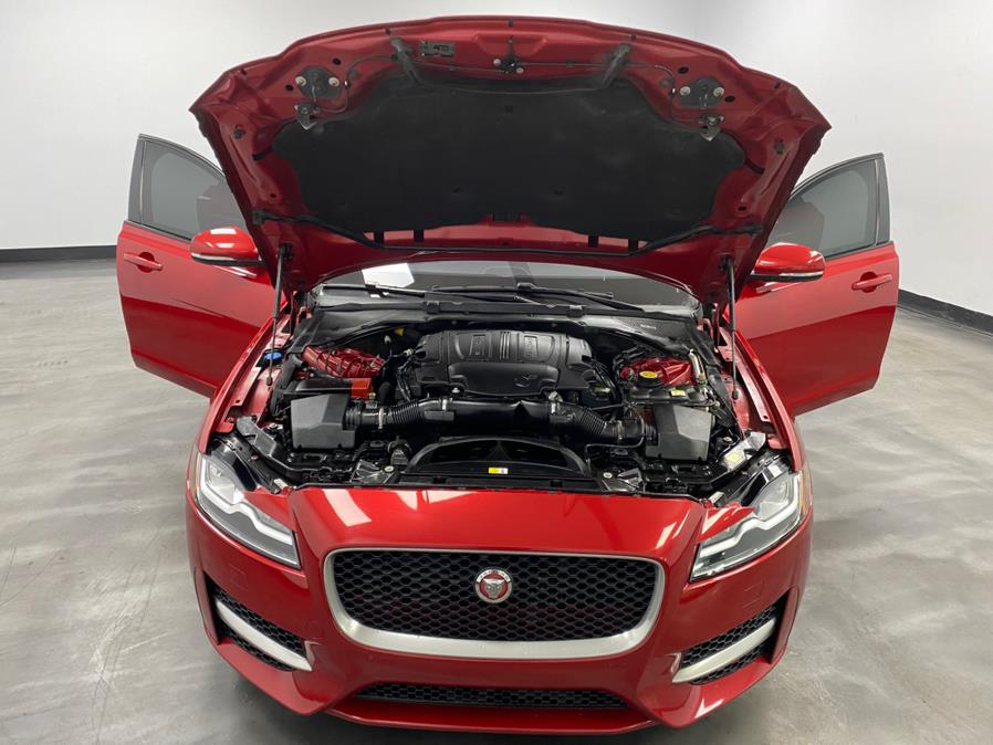 2017 Jaguar XF 35t R-Sport AWD photo
