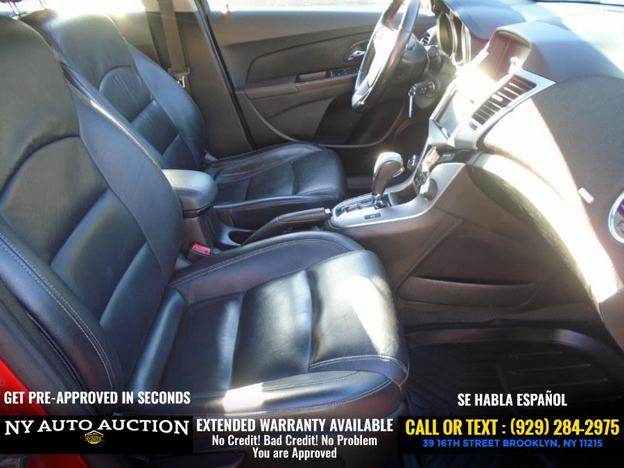 2015 Chevrolet Cruze 4dr Sdn Auto 2LT photo