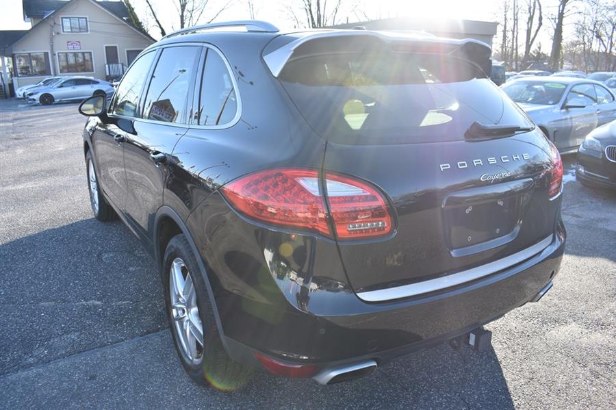 2014 Porsche Cayenne photo