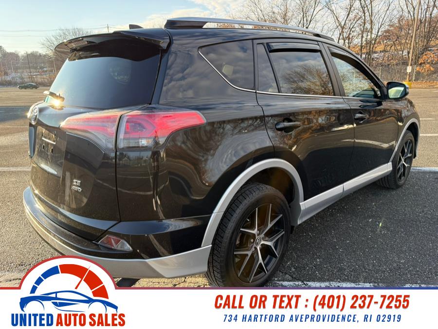 2016 Toyota RAV4 AWD 4dr SE (Natl) photo