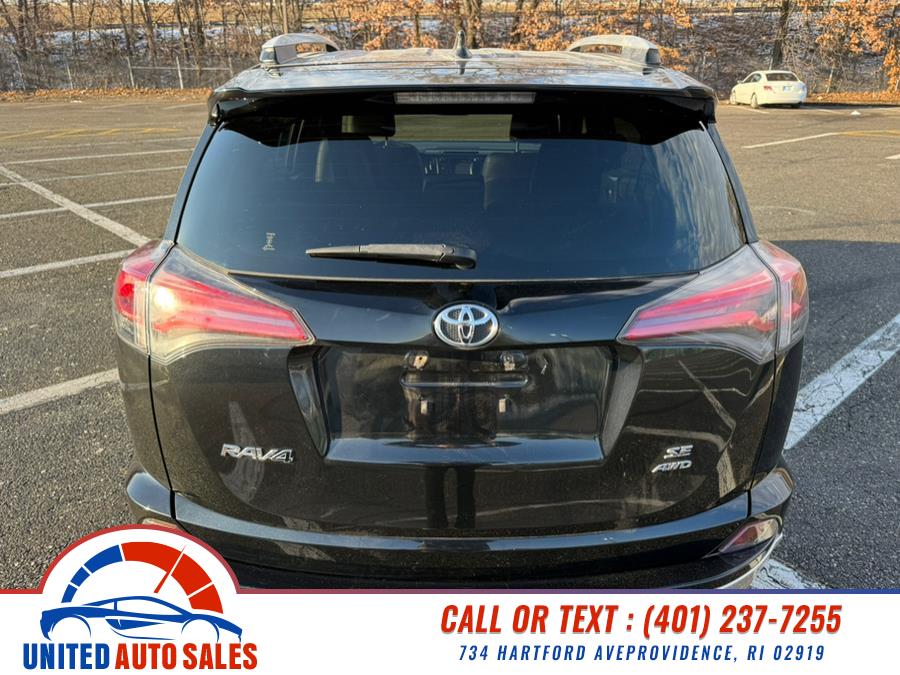 2016 Toyota RAV4 AWD 4dr SE (Natl) photo