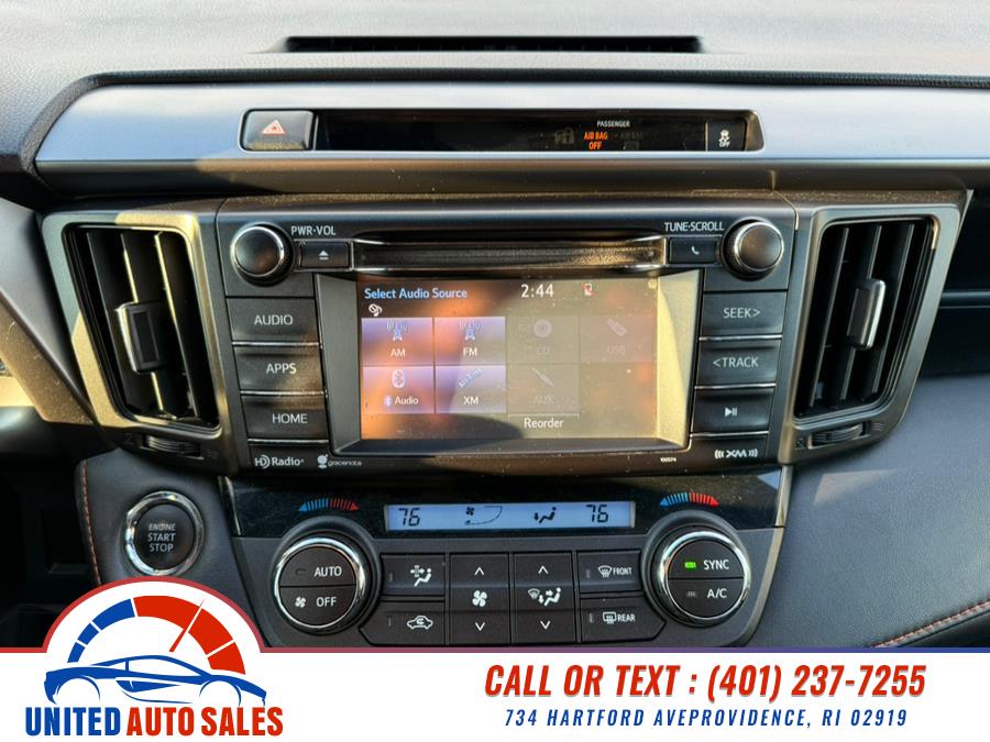 2016 Toyota RAV4 AWD 4dr SE (Natl) photo