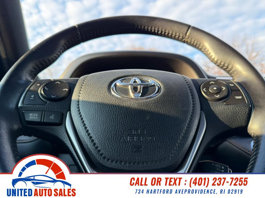2016 Toyota RAV4 AWD 4dr SE (Natl) photo