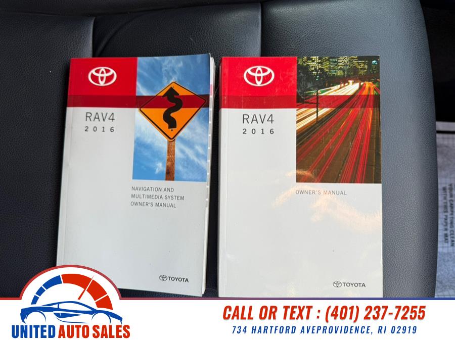2016 Toyota RAV4 AWD 4dr SE (Natl) photo