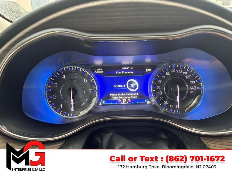 2015 Chrysler 200 C photo
