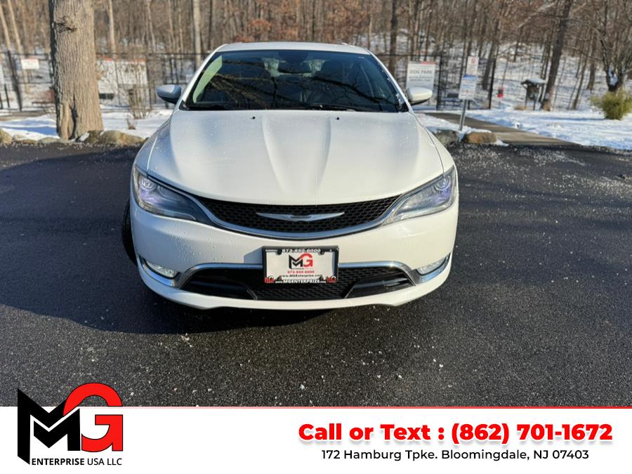 2015 Chrysler 200 C photo