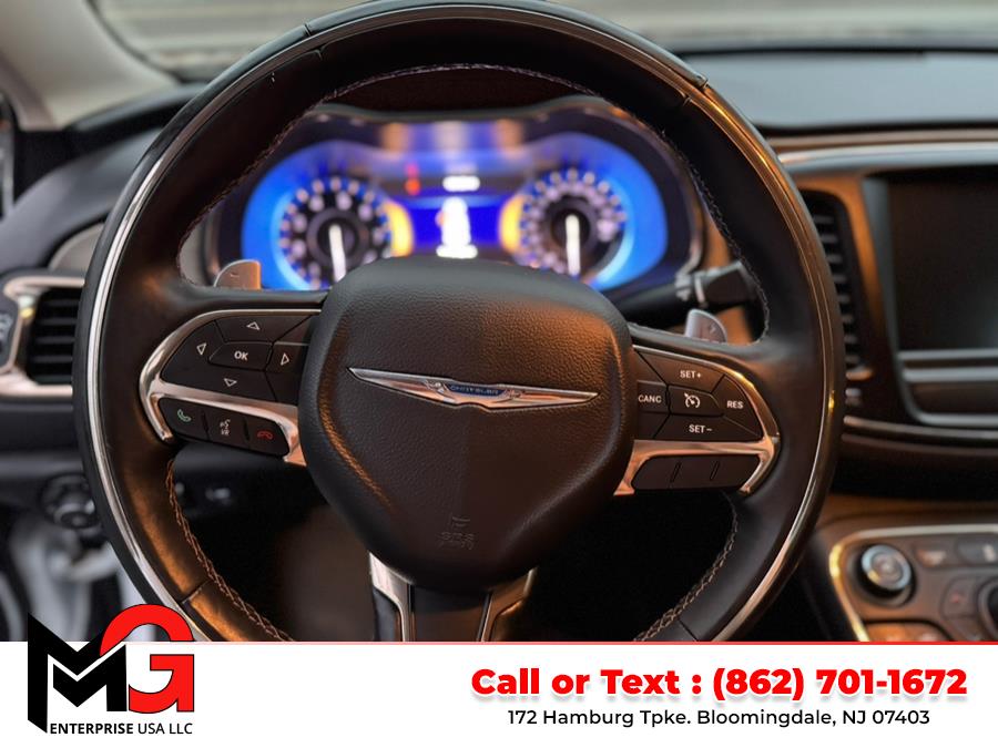 2015 Chrysler 200 C photo