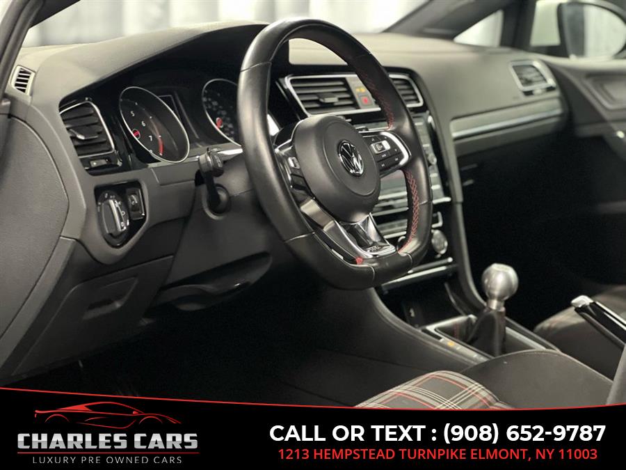 2019 Volkswagen Golf Gti S photo