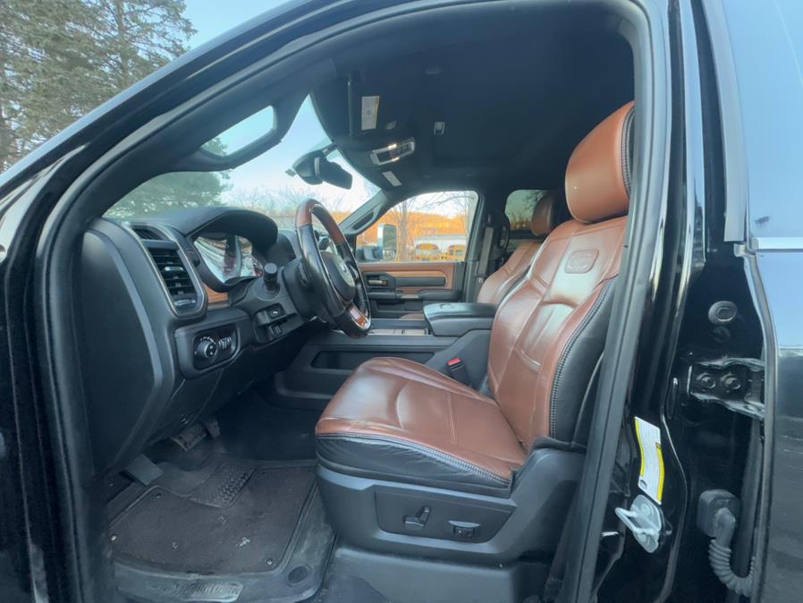 2022 RAM 3500 Longhorn 4x4 Mega Cab 6''4